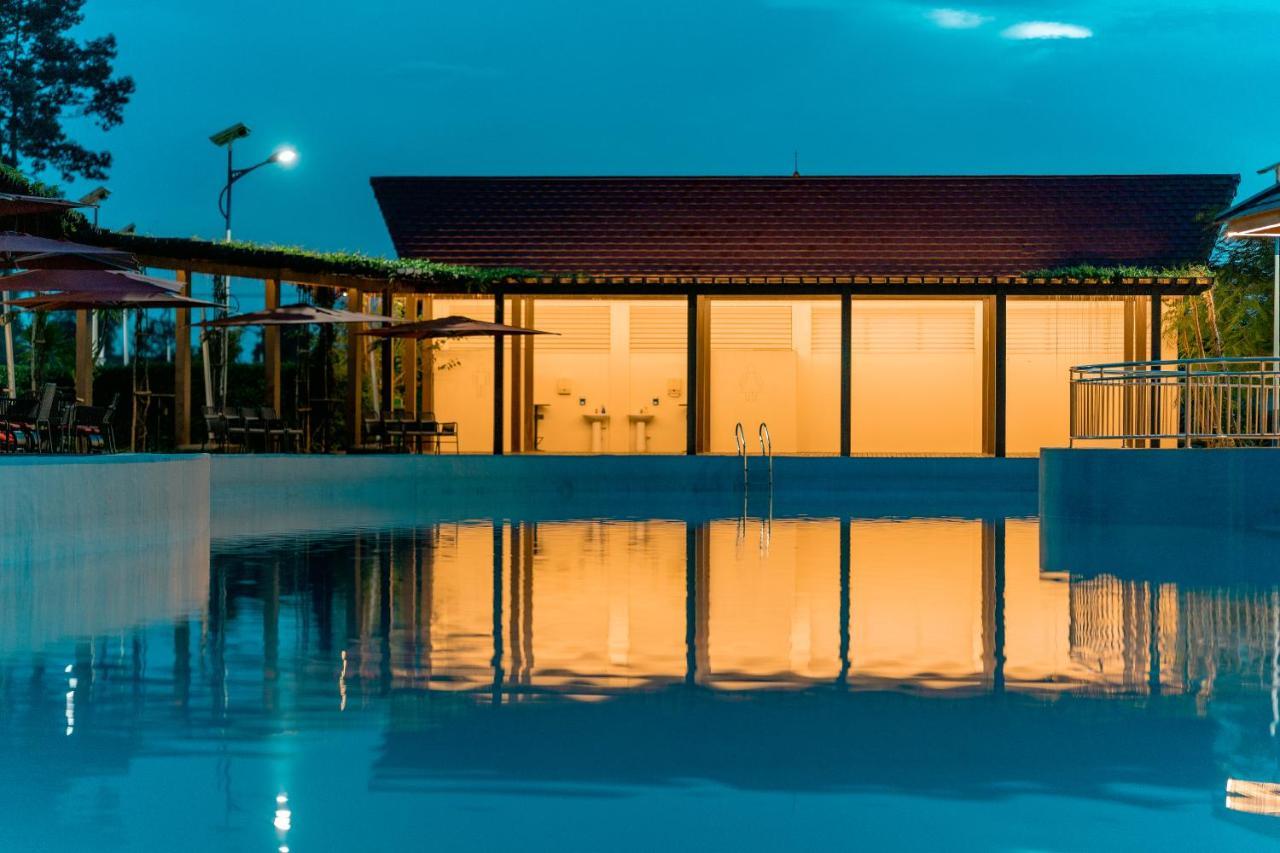36Manor International Sport Hotel Vientiane Exterior photo